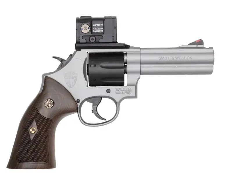 SMITH & WESSON MODEL 686 PLUS SPEC SERIES R 357MAG REVOLVER 4.12″ ACRO P-2 TITANIUM, 7RD